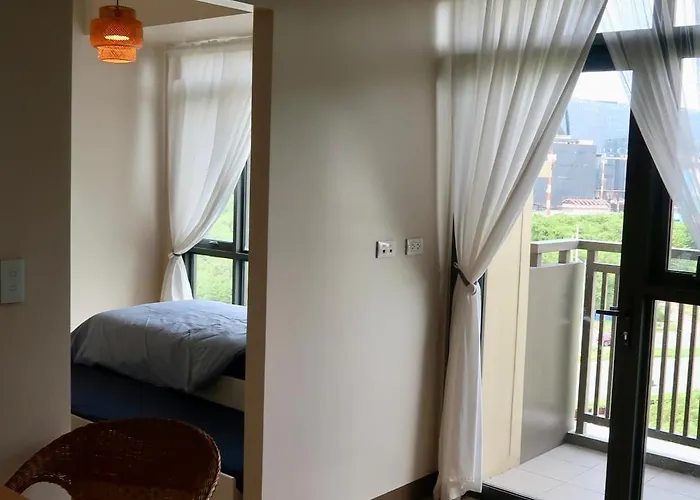 Bright & Cozy Near Okada 2 Mins Walk *