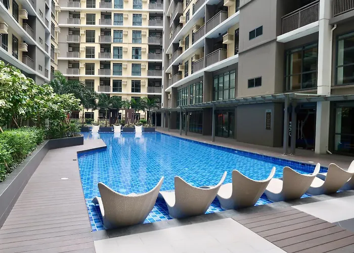 Apartment Bright & Cozy Near Okada 2 Mins Walk